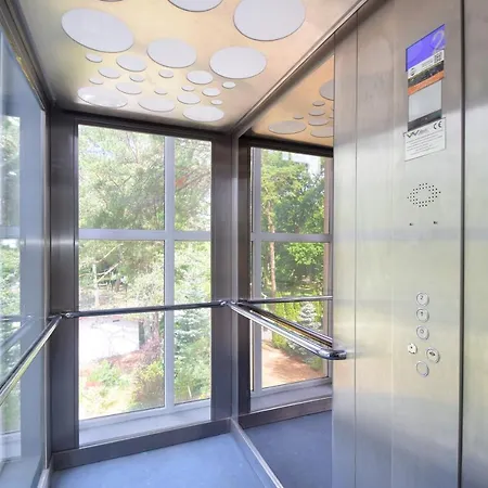 מלון Baltic Park Grand Inn By The Beach, Baltyk Park Grand, 60 M Plaza