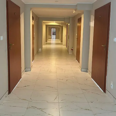 מלון Baltic Park Grand Inn By The Beach, Baltyk Park Grand, 60 M Plaza