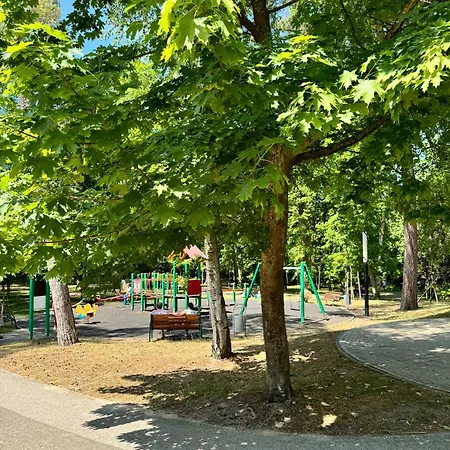 מלון Baltic Park Grand Inn By The Beach, Baltyk Park Grand, 60 M Plaza פוסטקובו